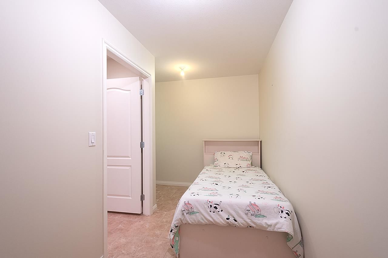 Listing Image 30
