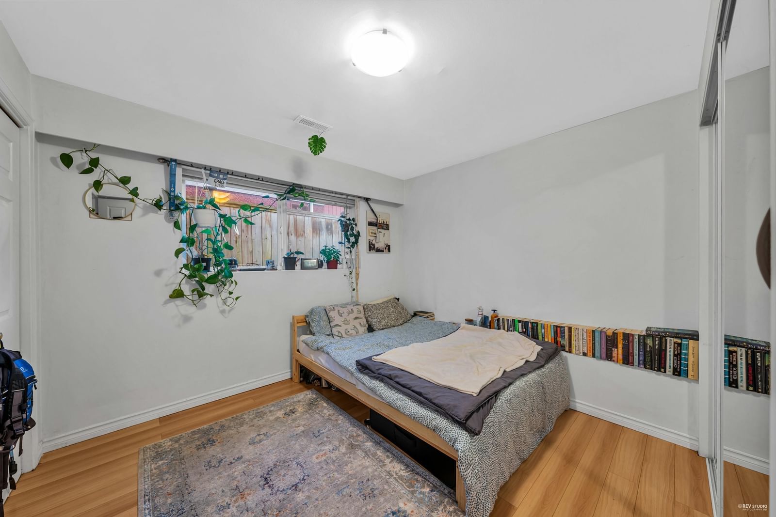 Listing Image 23