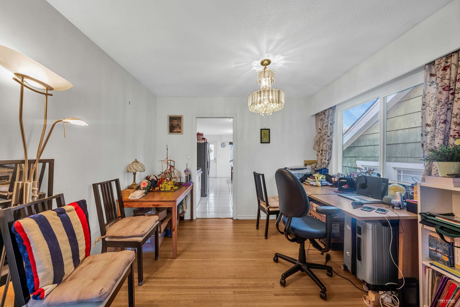 Listing Image 5