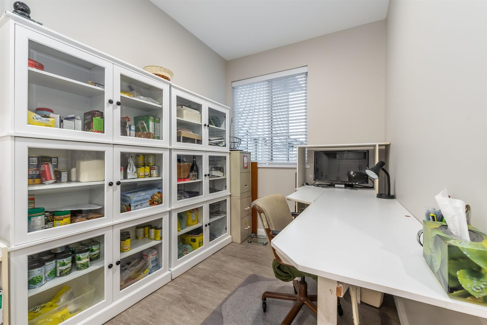 Listing Image 15