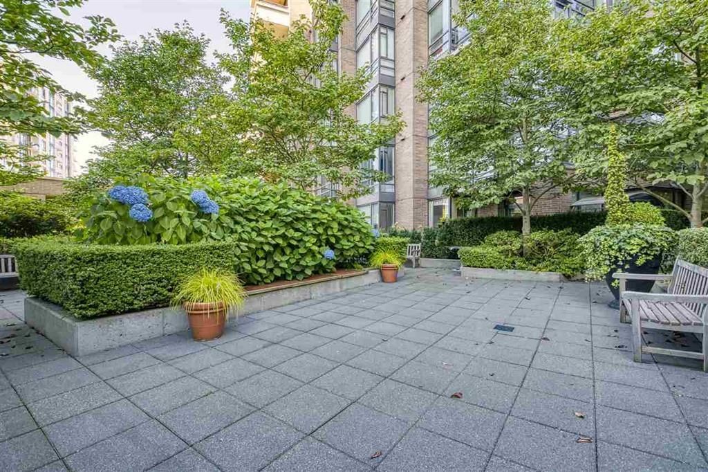 Listing Image 18