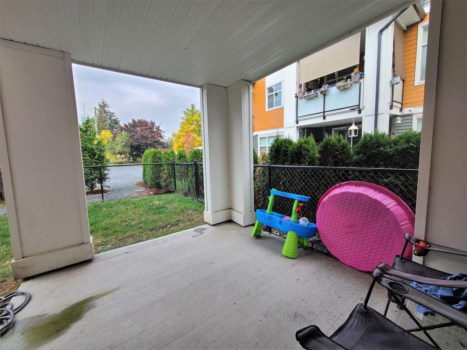 Listing Image 10