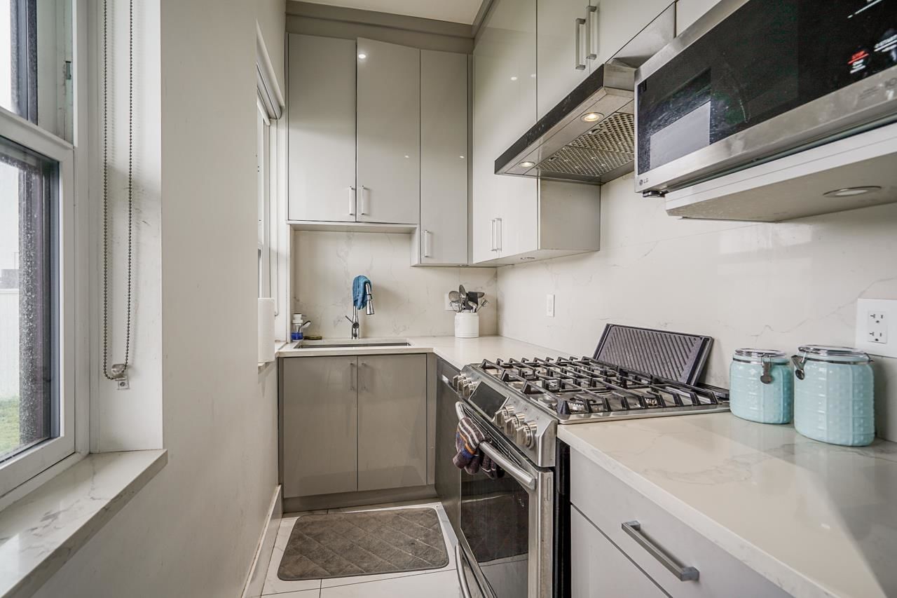 Listing Image 14