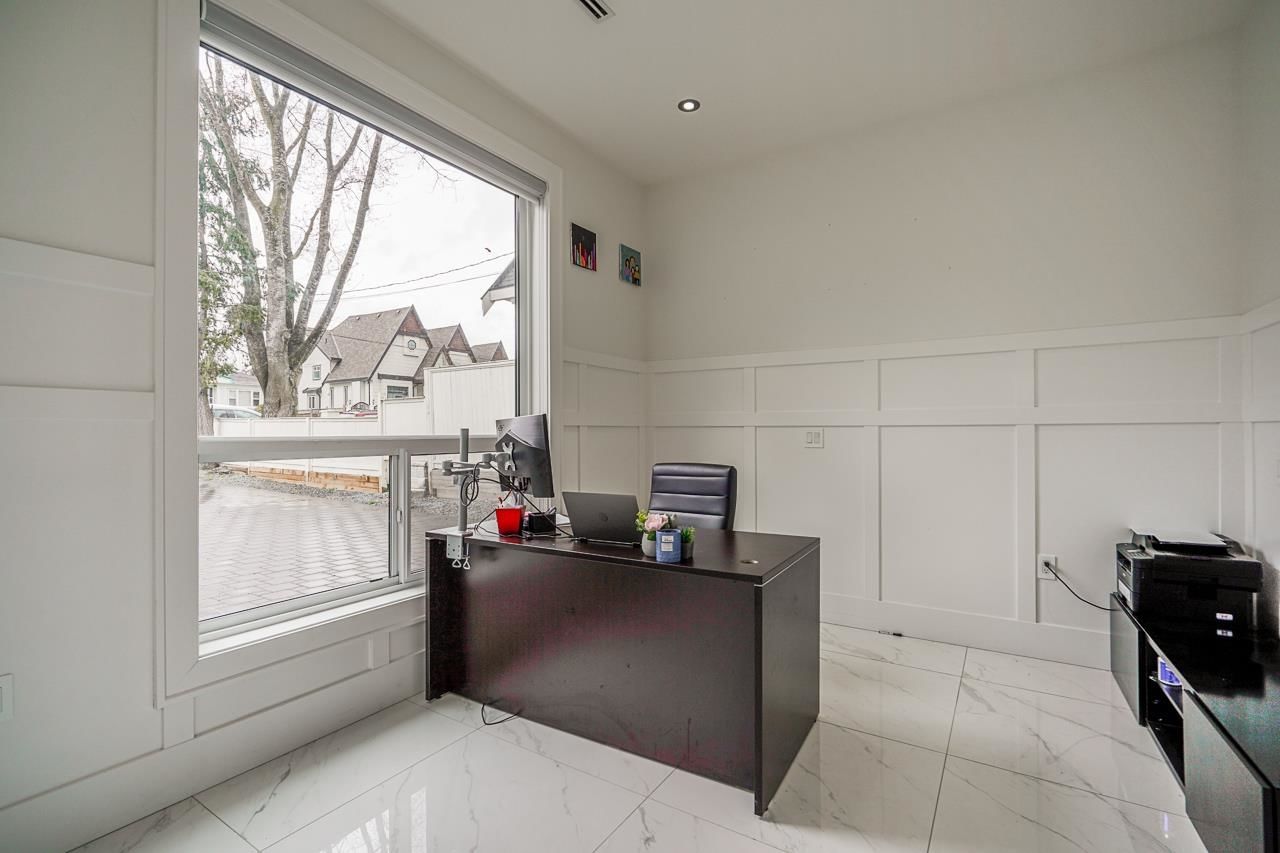 Listing Image 6