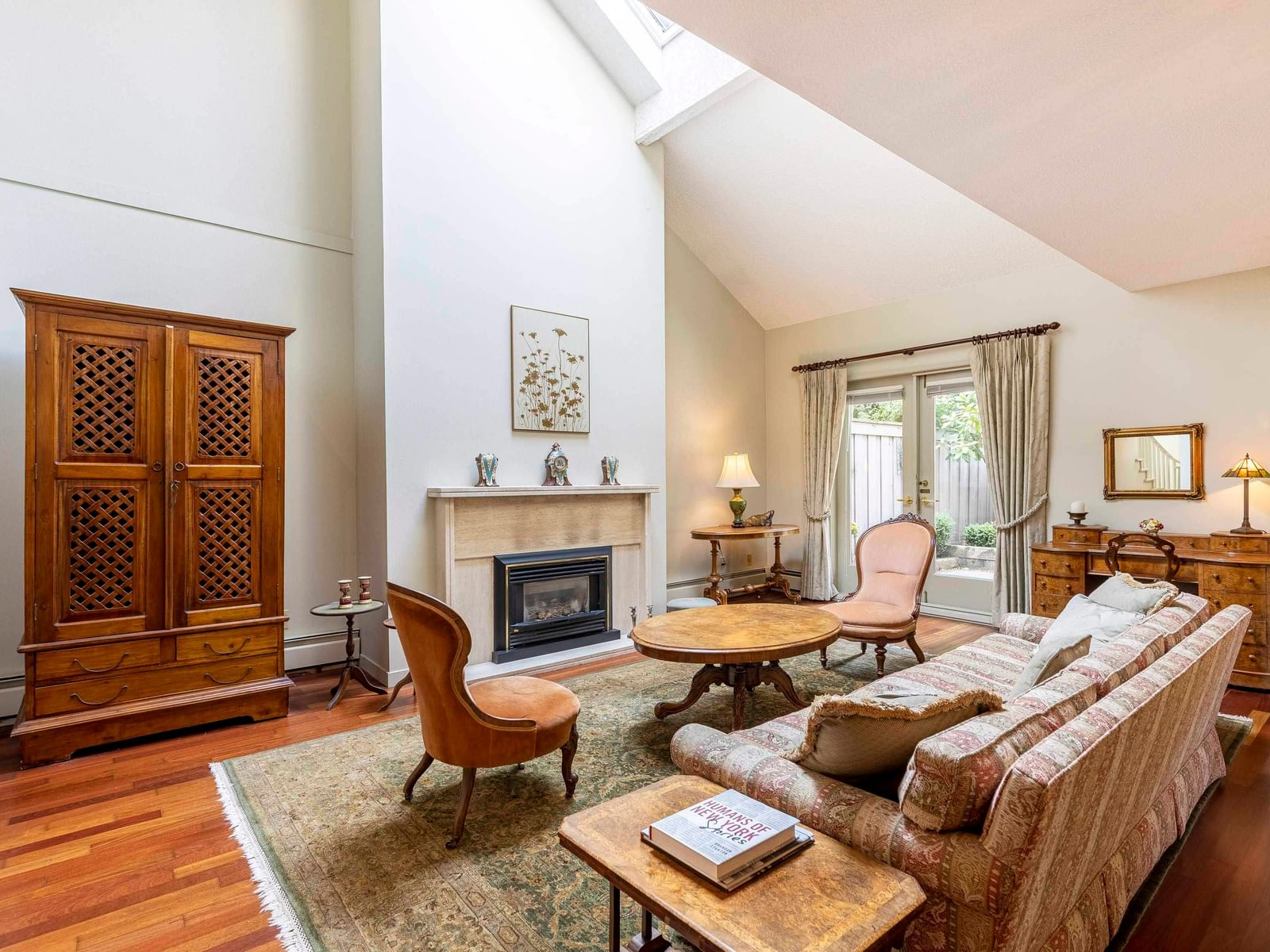 Listing Image 19
