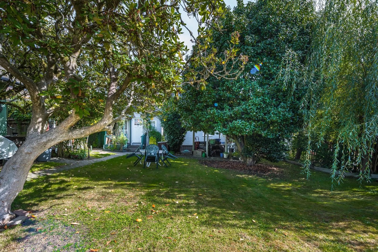 Listing Image 14
