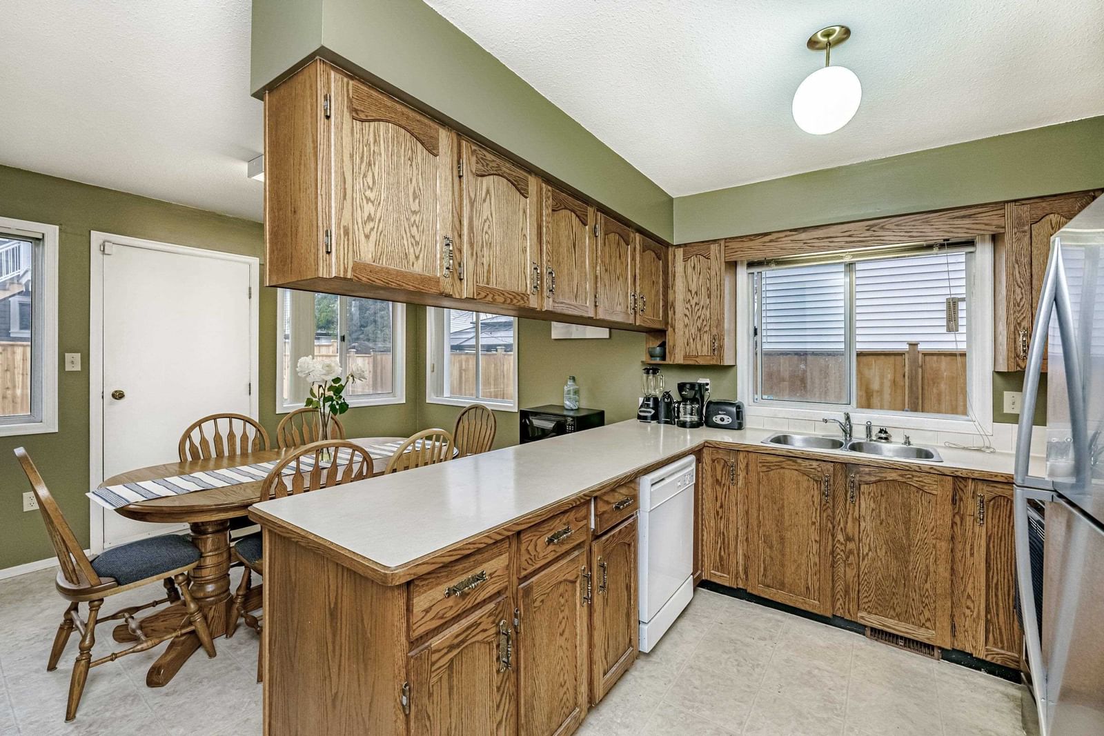 Listing Image 16