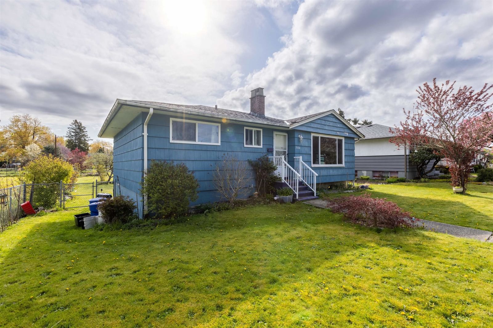 Listing Image 13