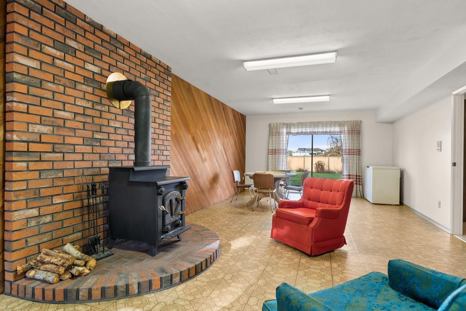 Listing Image 19