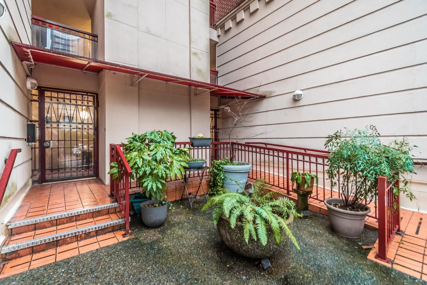 Listing Image 21