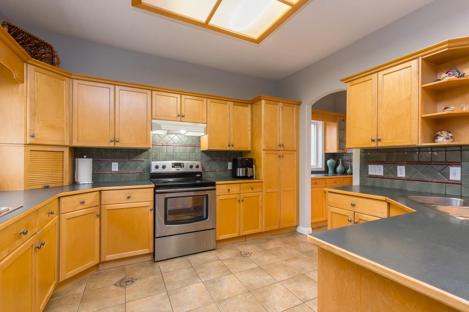 Listing Image 5