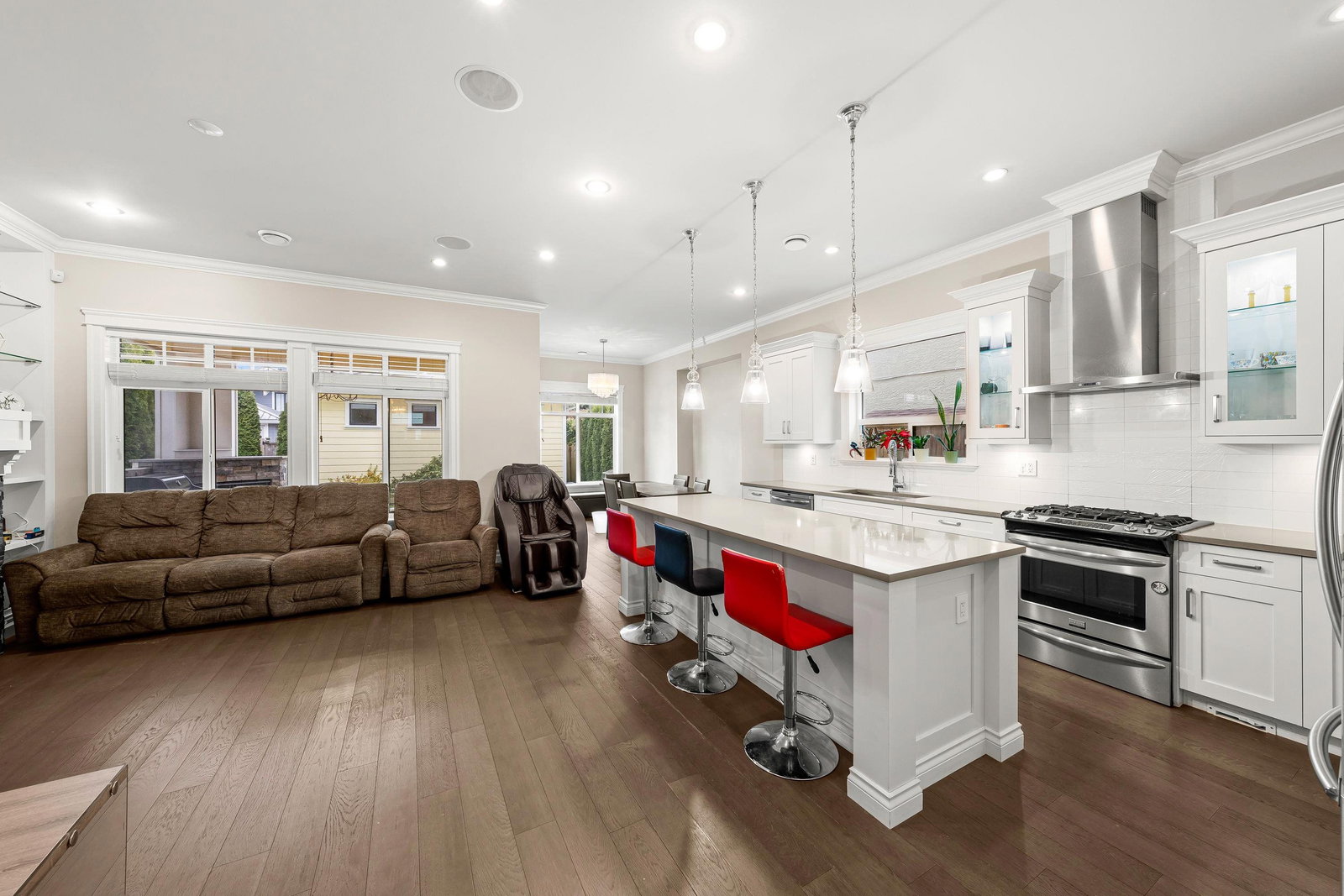 Listing Image 9