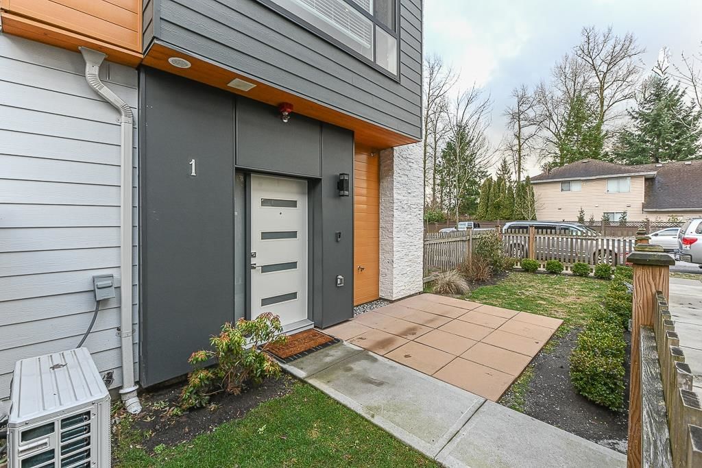 Listing Image 5