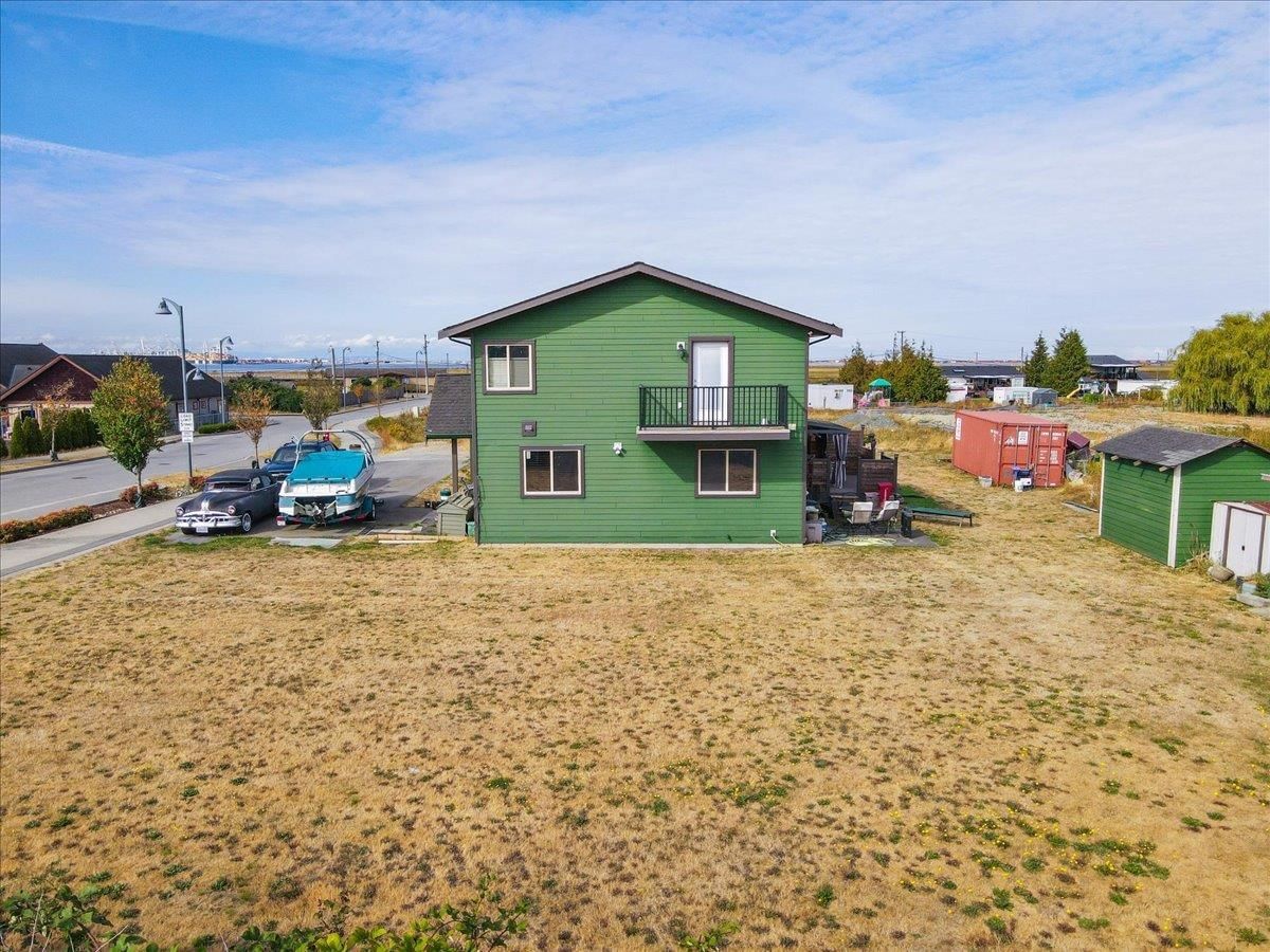 Listing Image 17