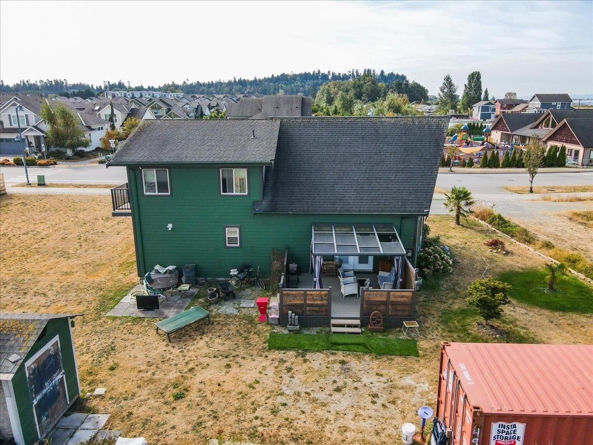Listing Image 18