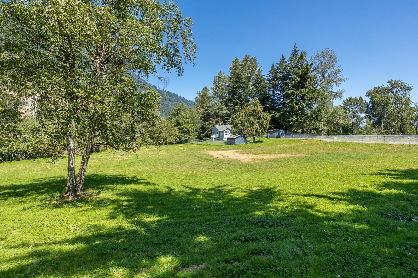 Listing Image 38