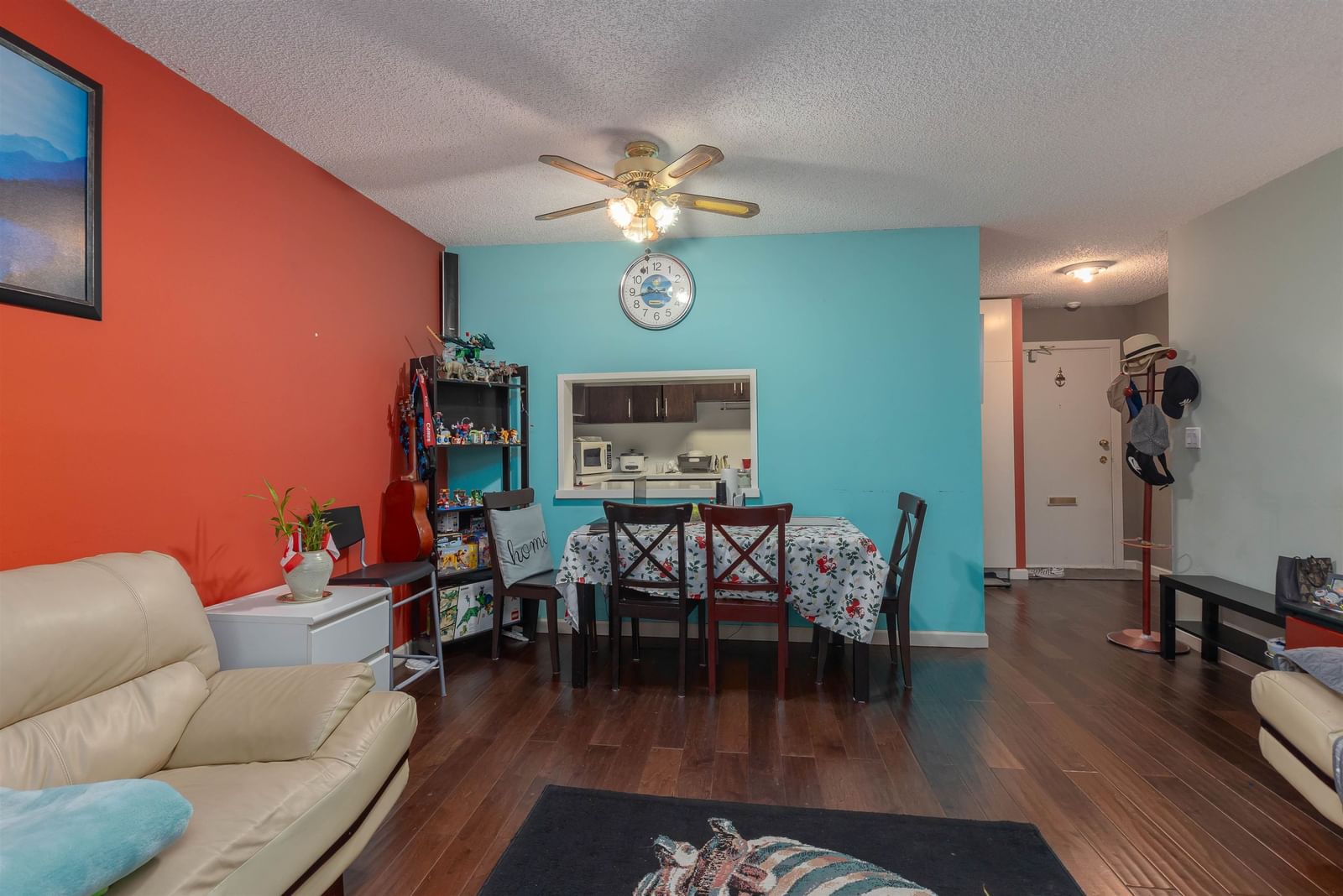 Listing Image 17