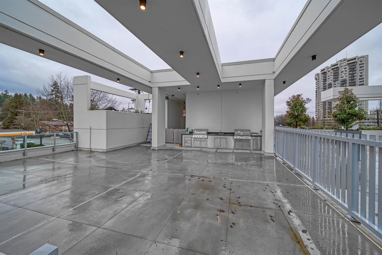 Listing Image 32