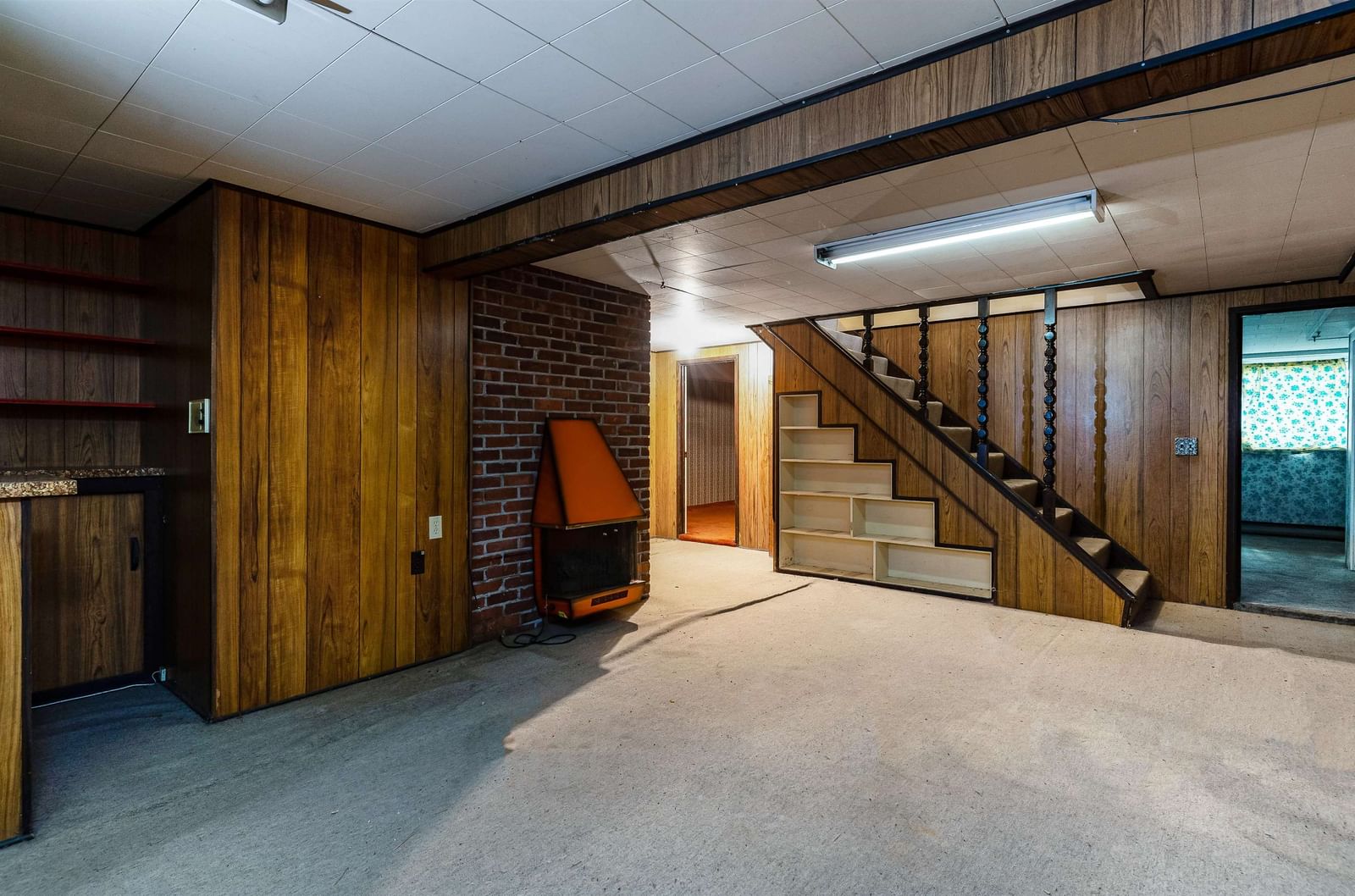 Listing Image 16