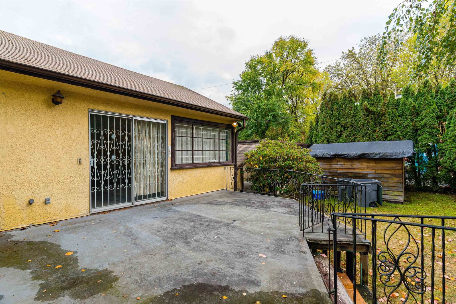 Listing Image 19