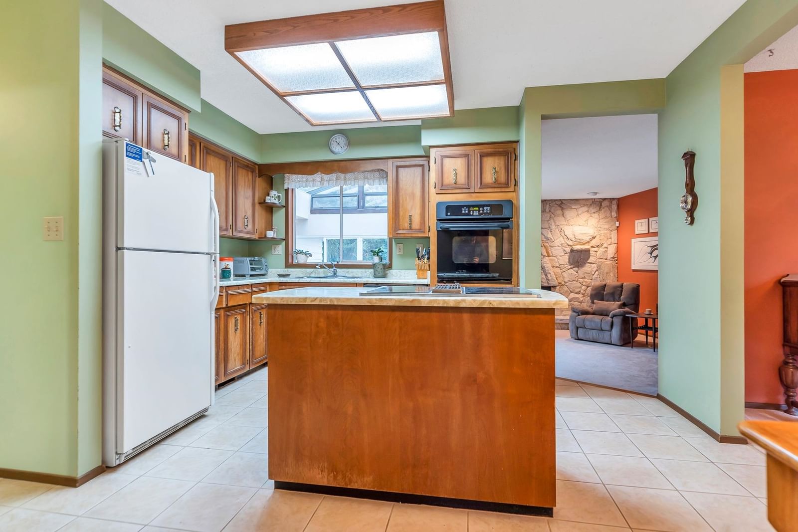 Listing Image 15