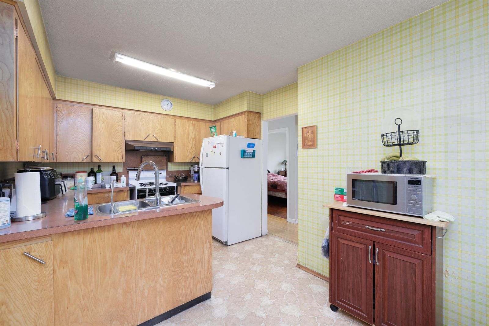Listing Image 8