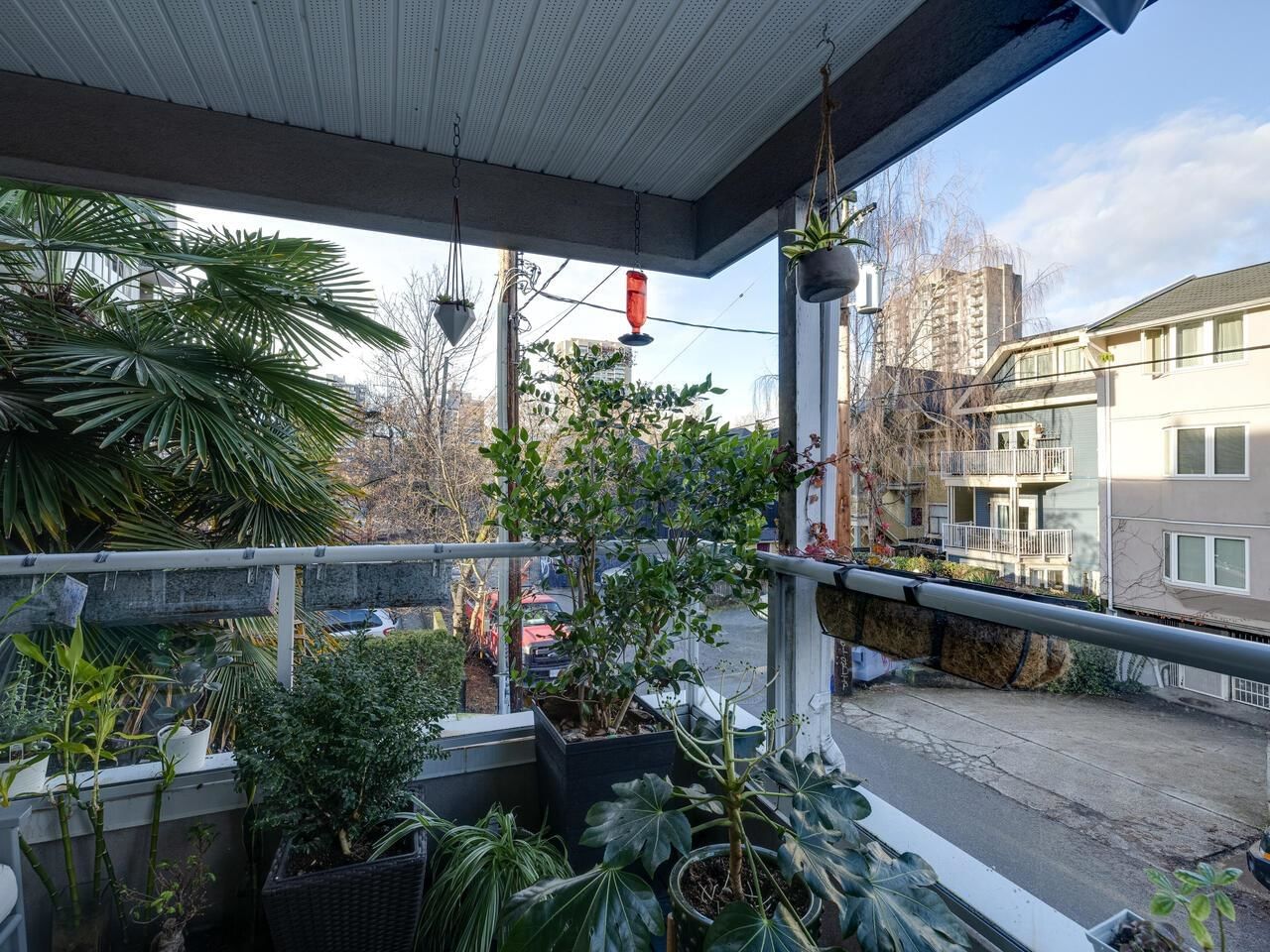 Listing Image 19