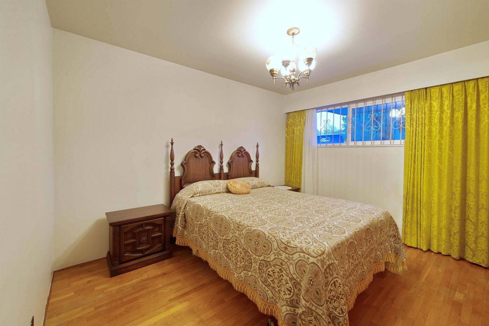 Listing Image 21