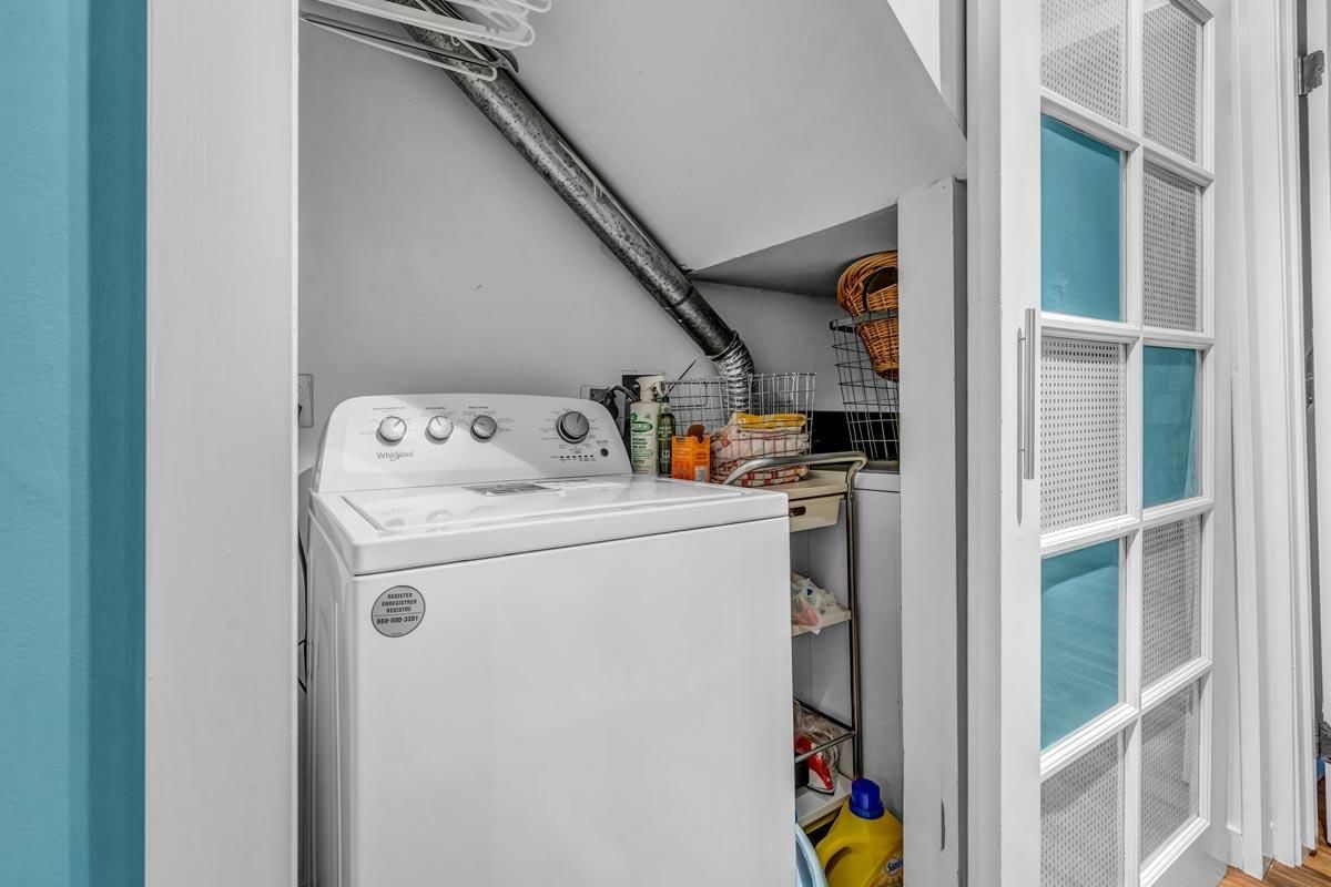 Listing Image 14