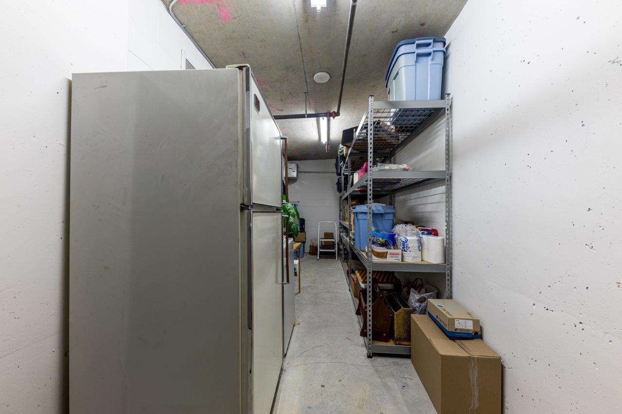 Listing Image 28