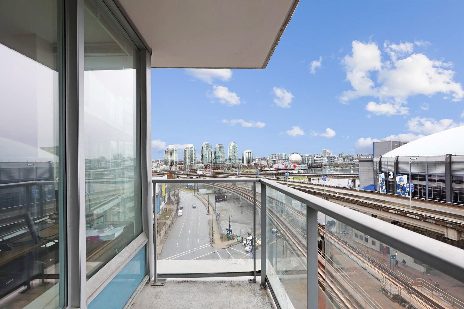 Listing Image 15
