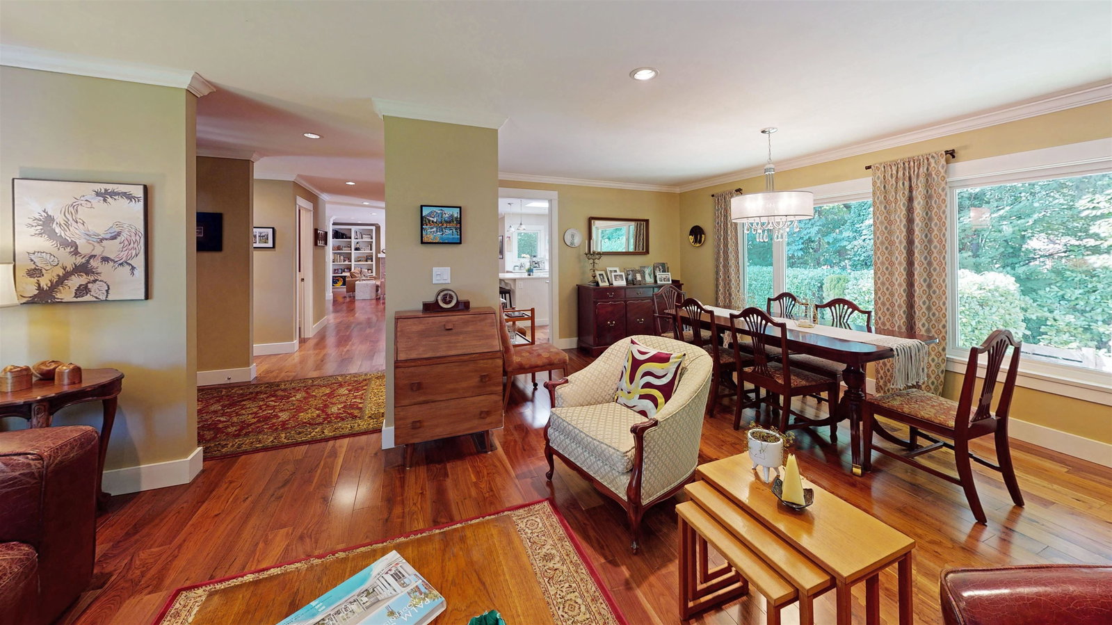 Listing Image 8