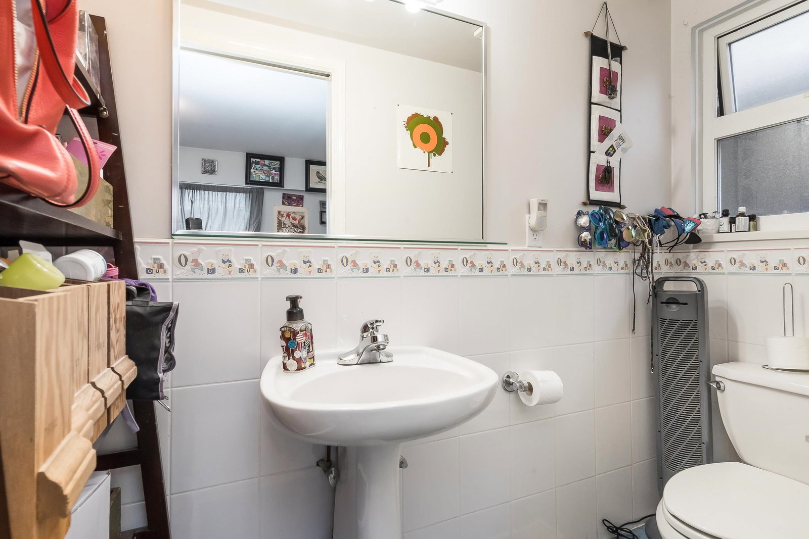 Listing Image 11