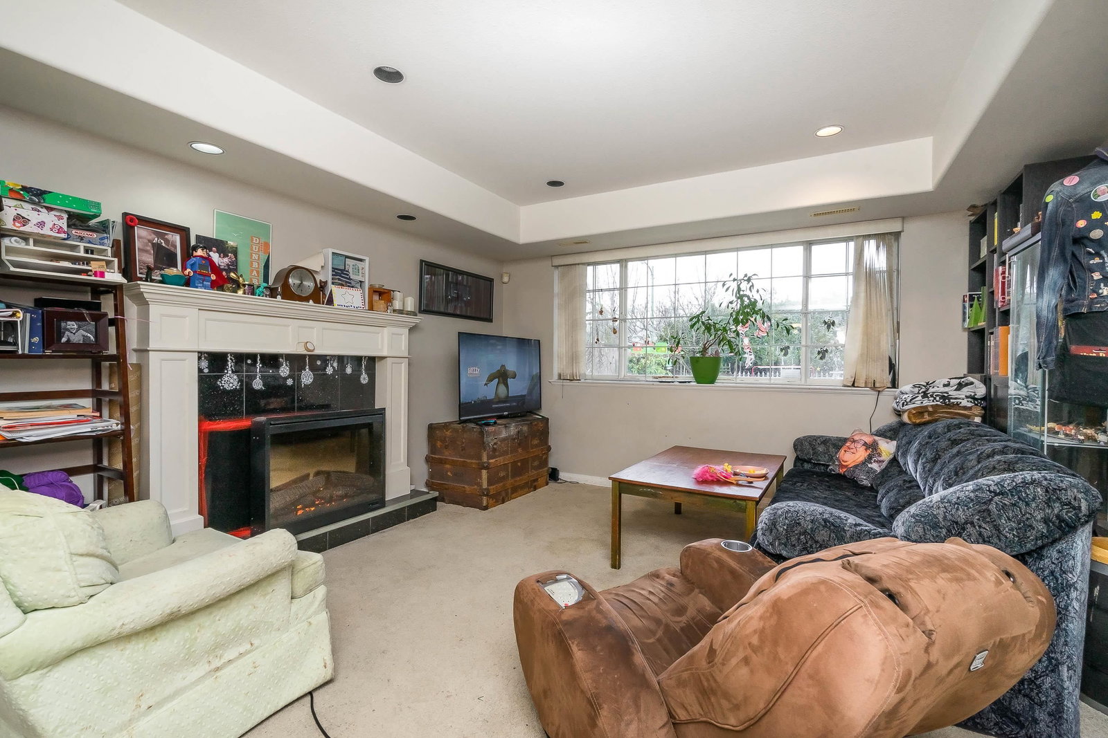Listing Image 19