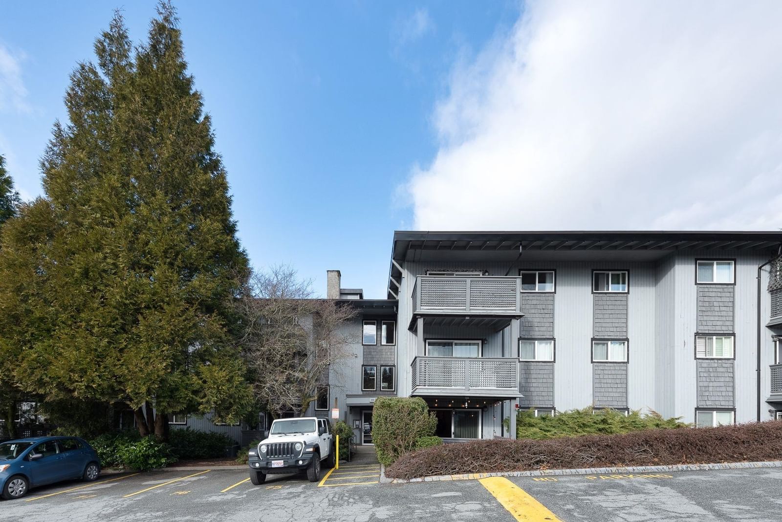Listing Image 20