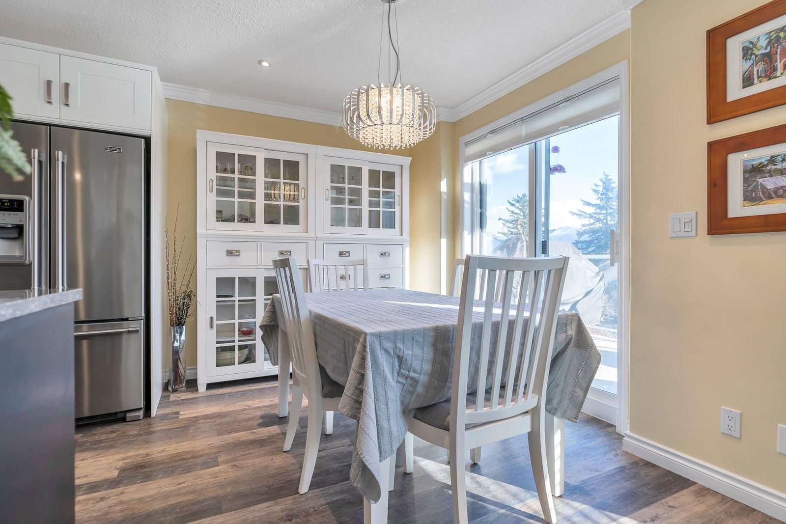 Listing Image 11