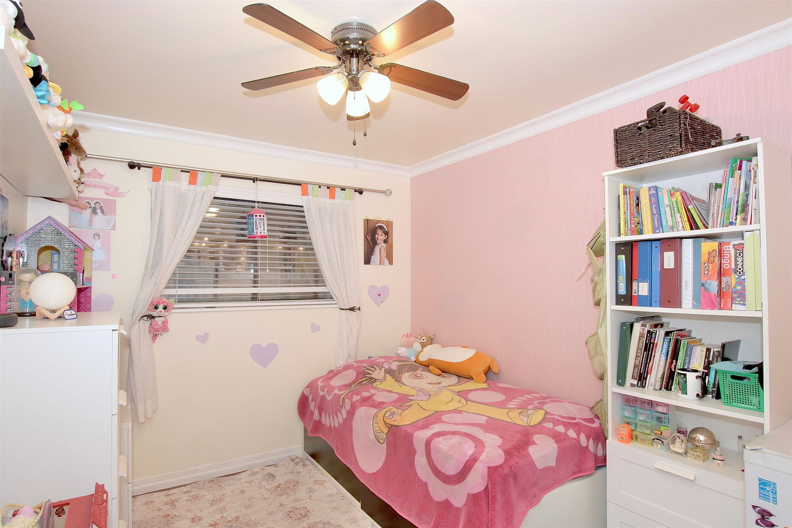 Listing Image 9