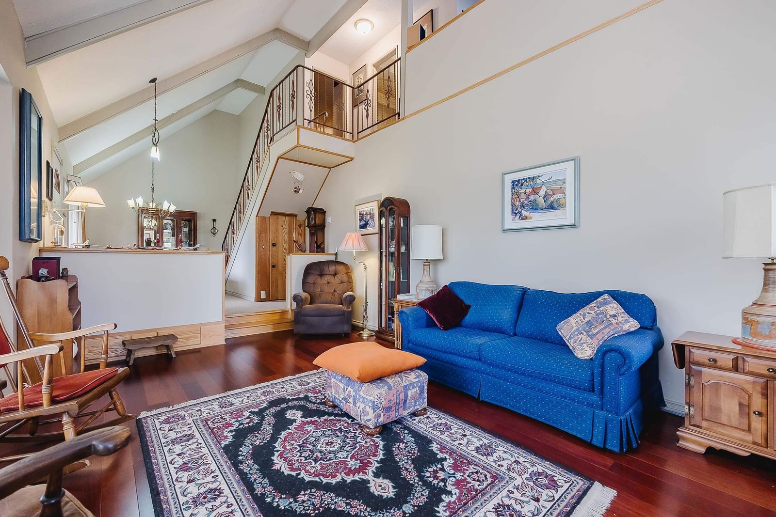 Listing Image 8