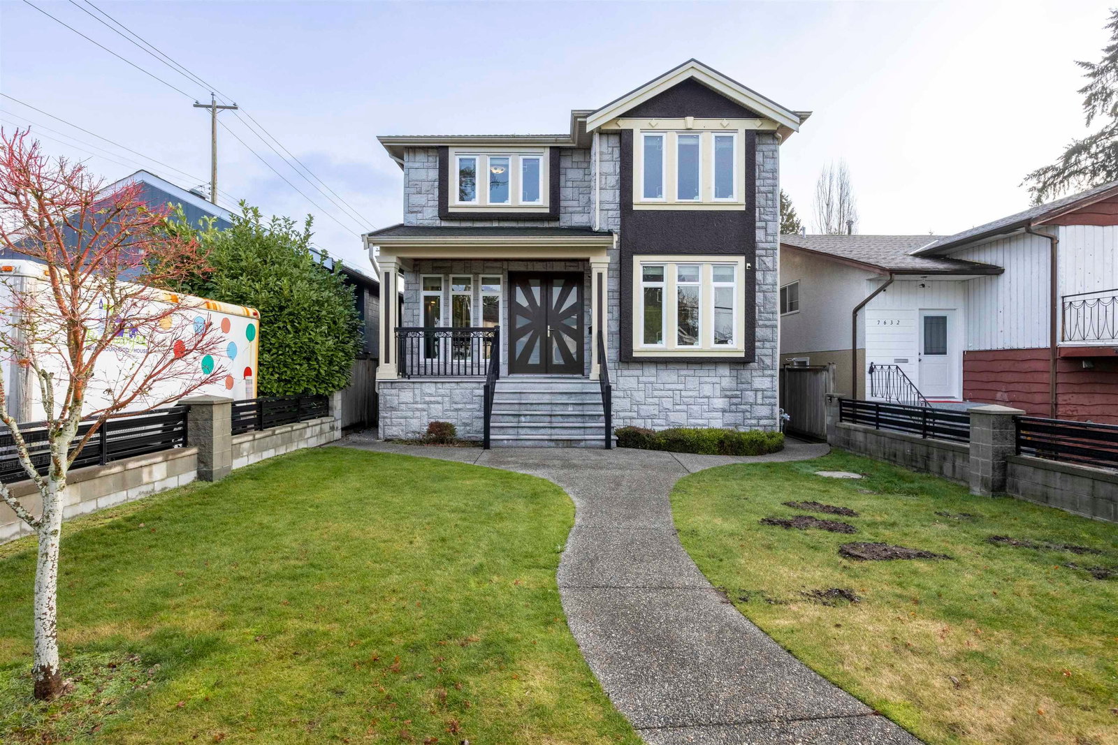 Listing Image 1