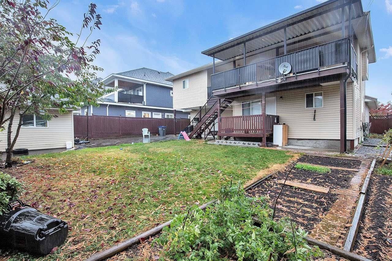 Listing Image 4