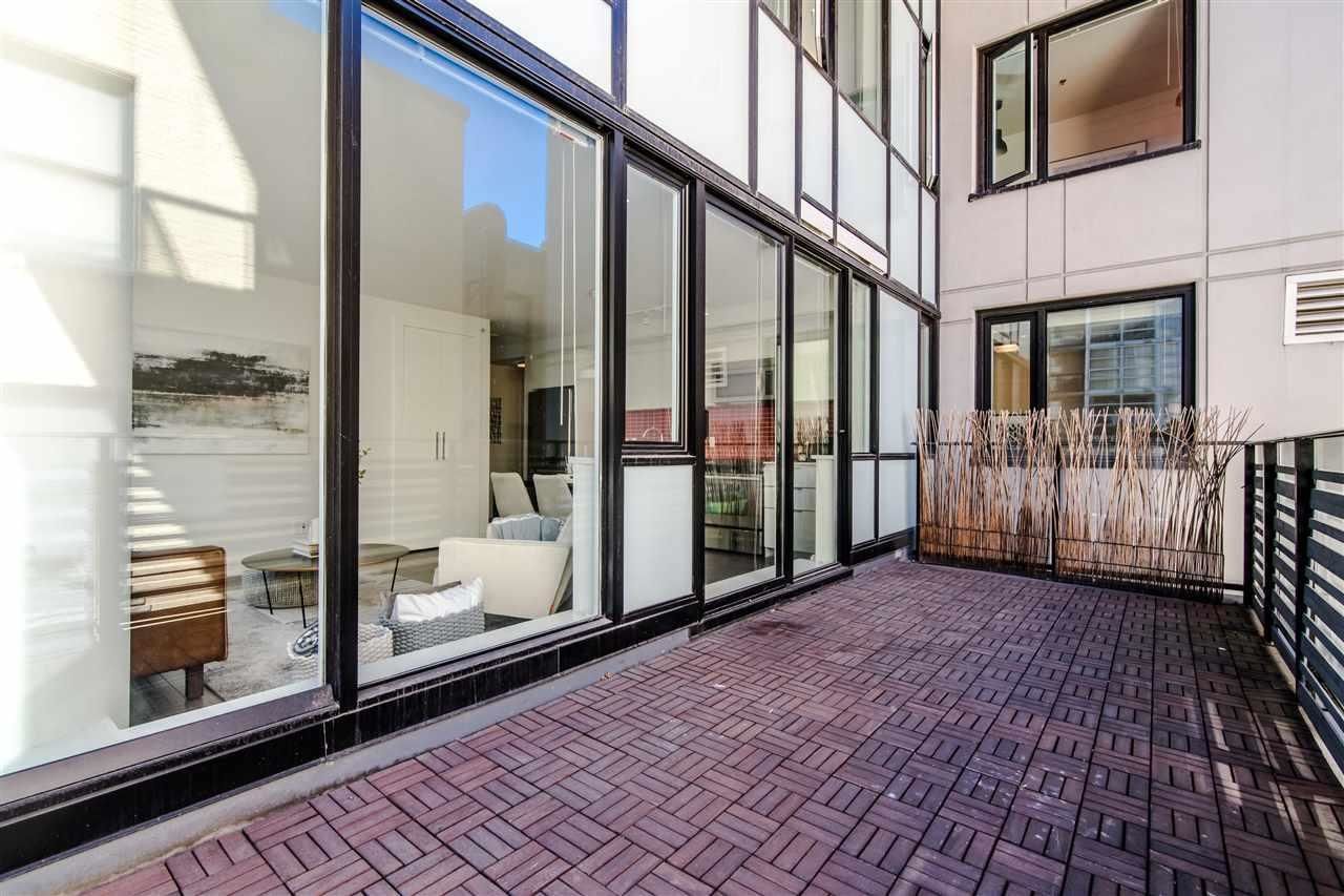 Listing Image 9
