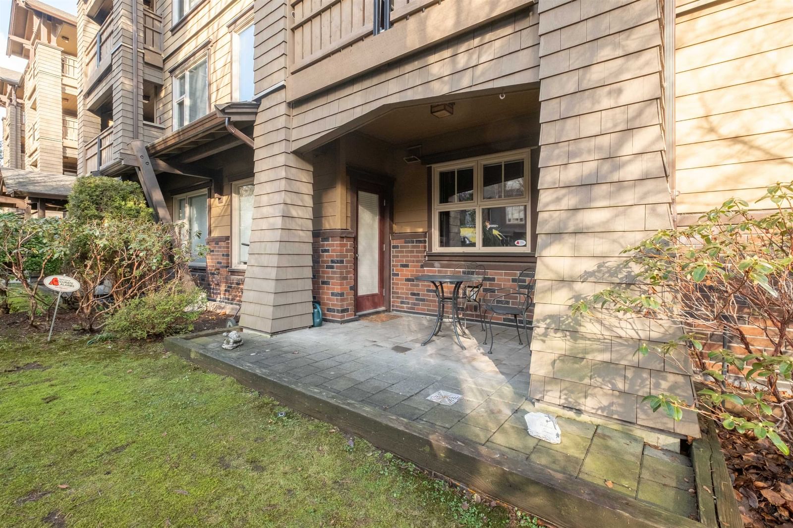 Listing Image 20
