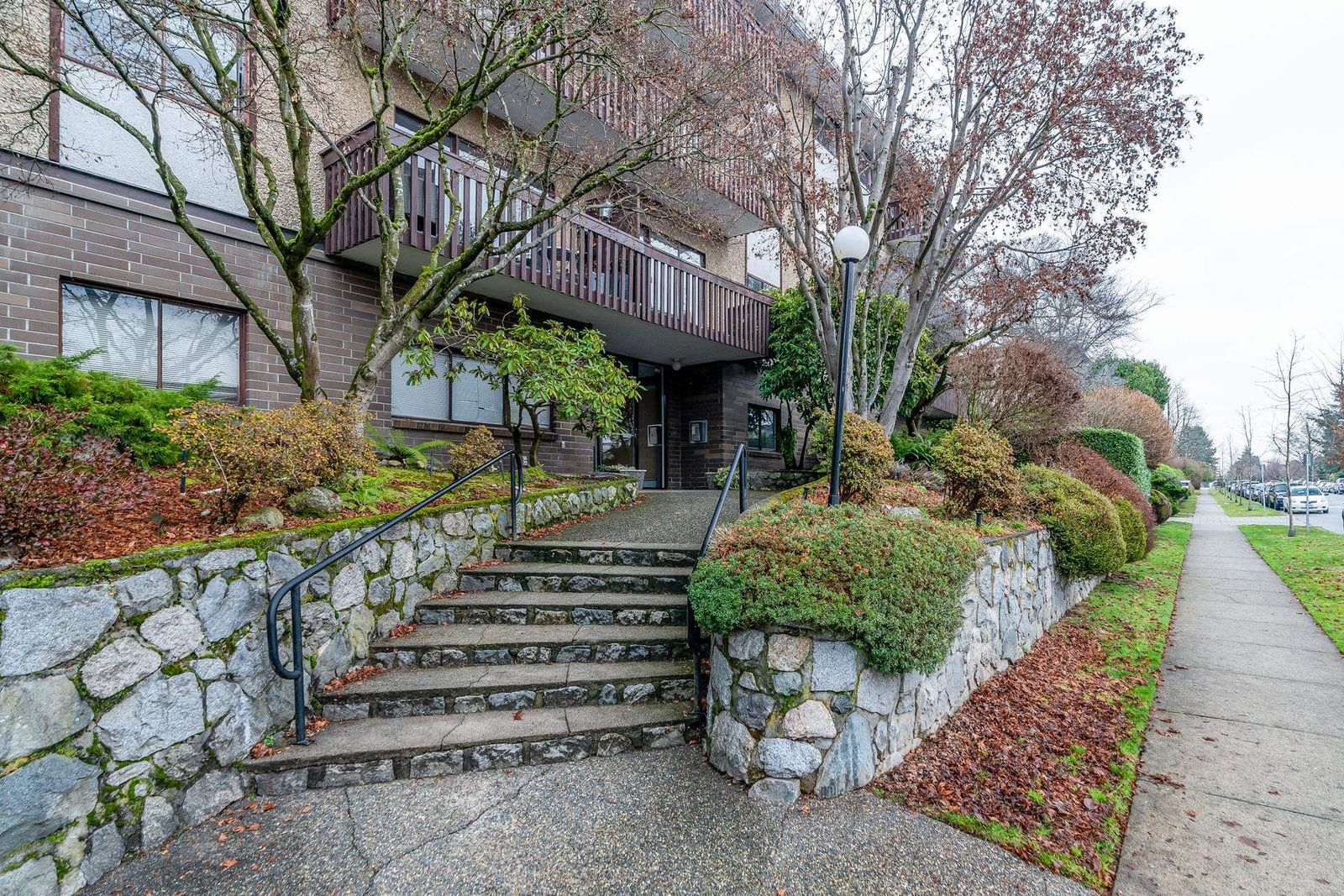 Listing Image 24