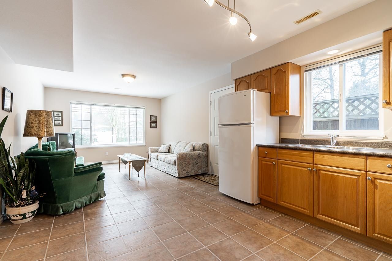 Listing Image 23