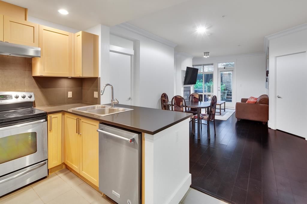 Listing Image 9