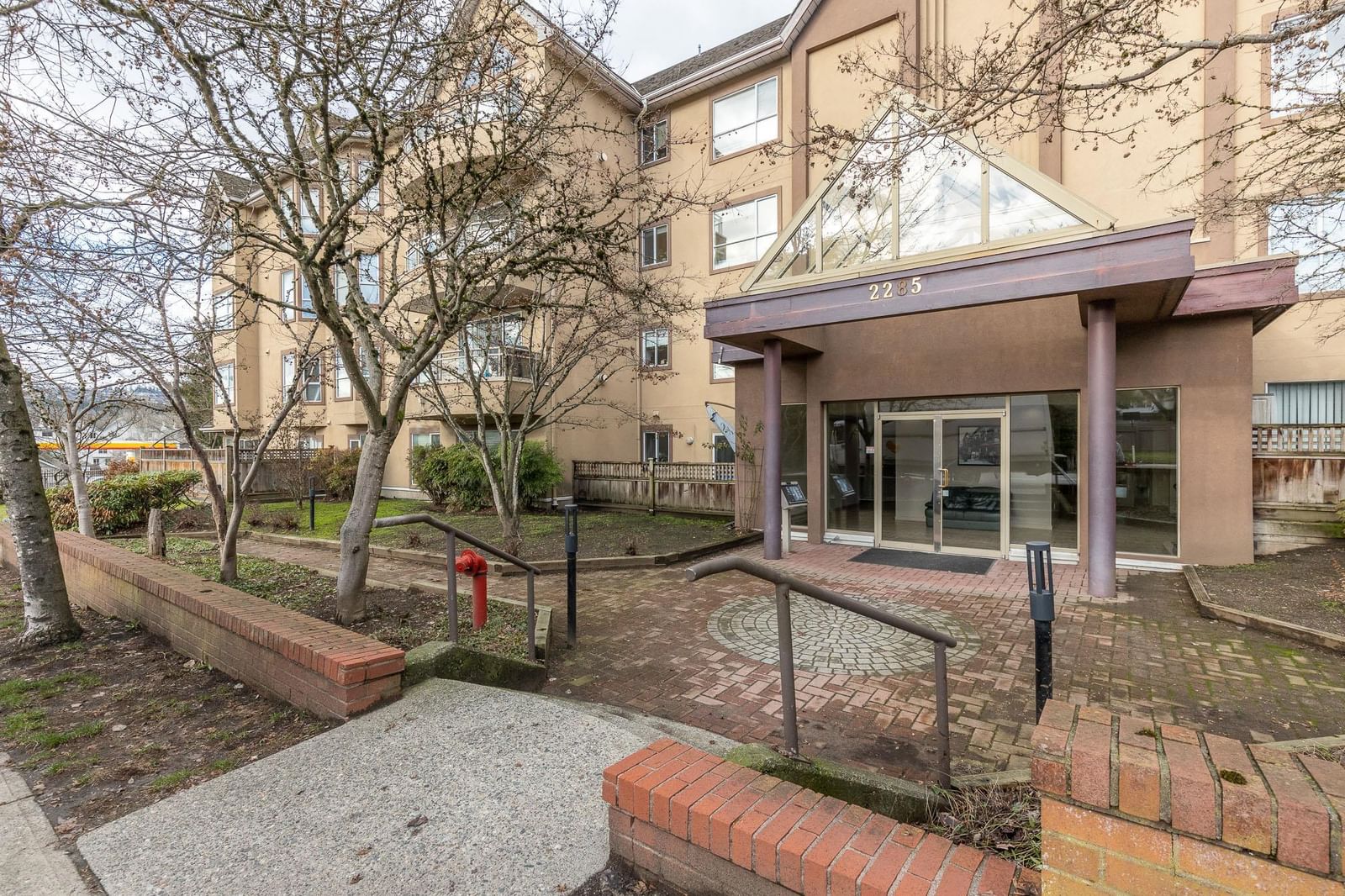 Listing Image 2