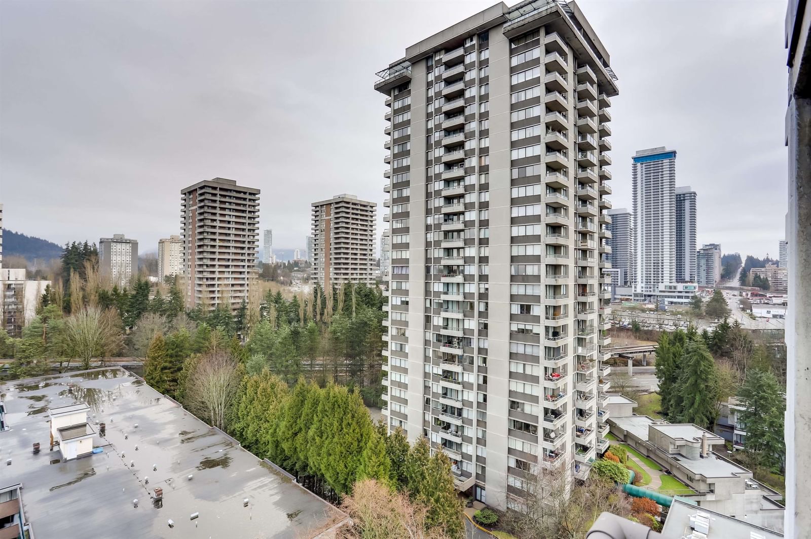 Listing Image 20