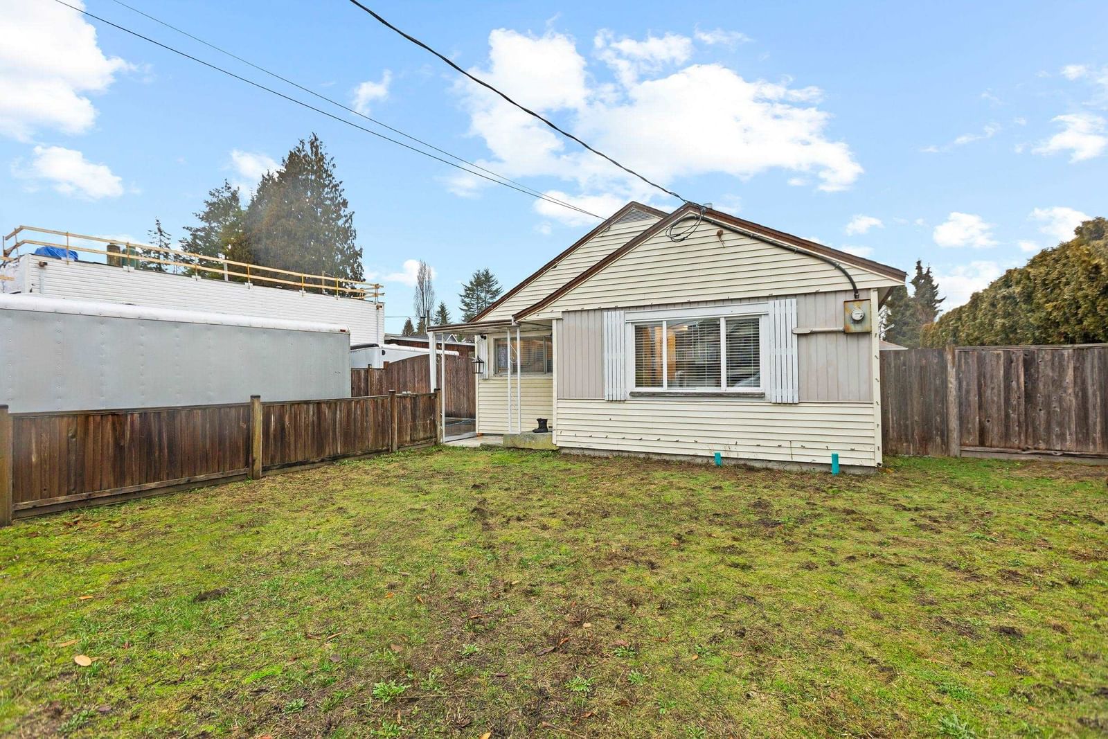 Listing Image 27