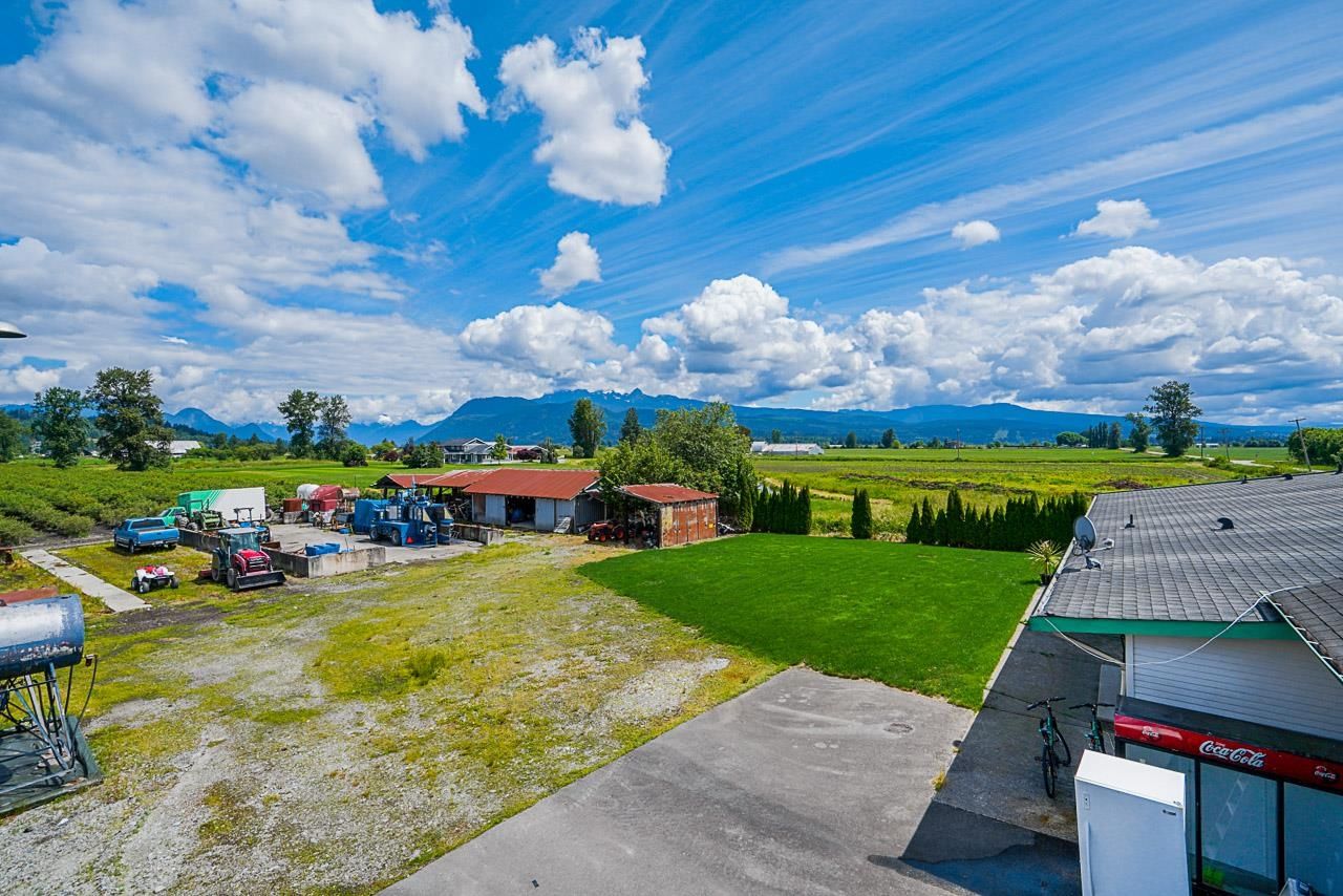 Listing Image 15