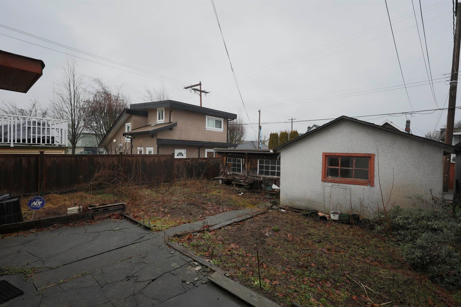 Listing Image 8
